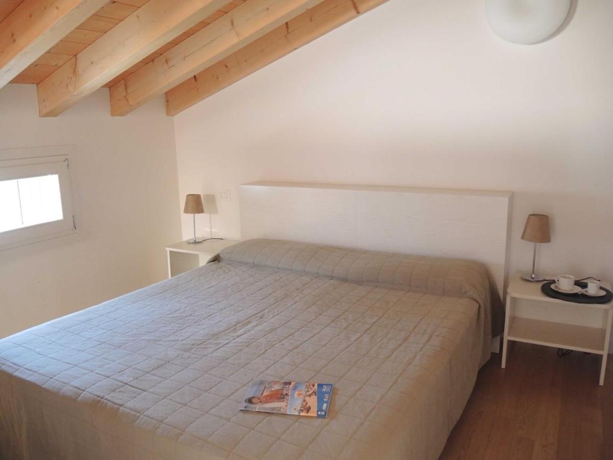 Apartment Comfortable Flat In A With Swimming Pool