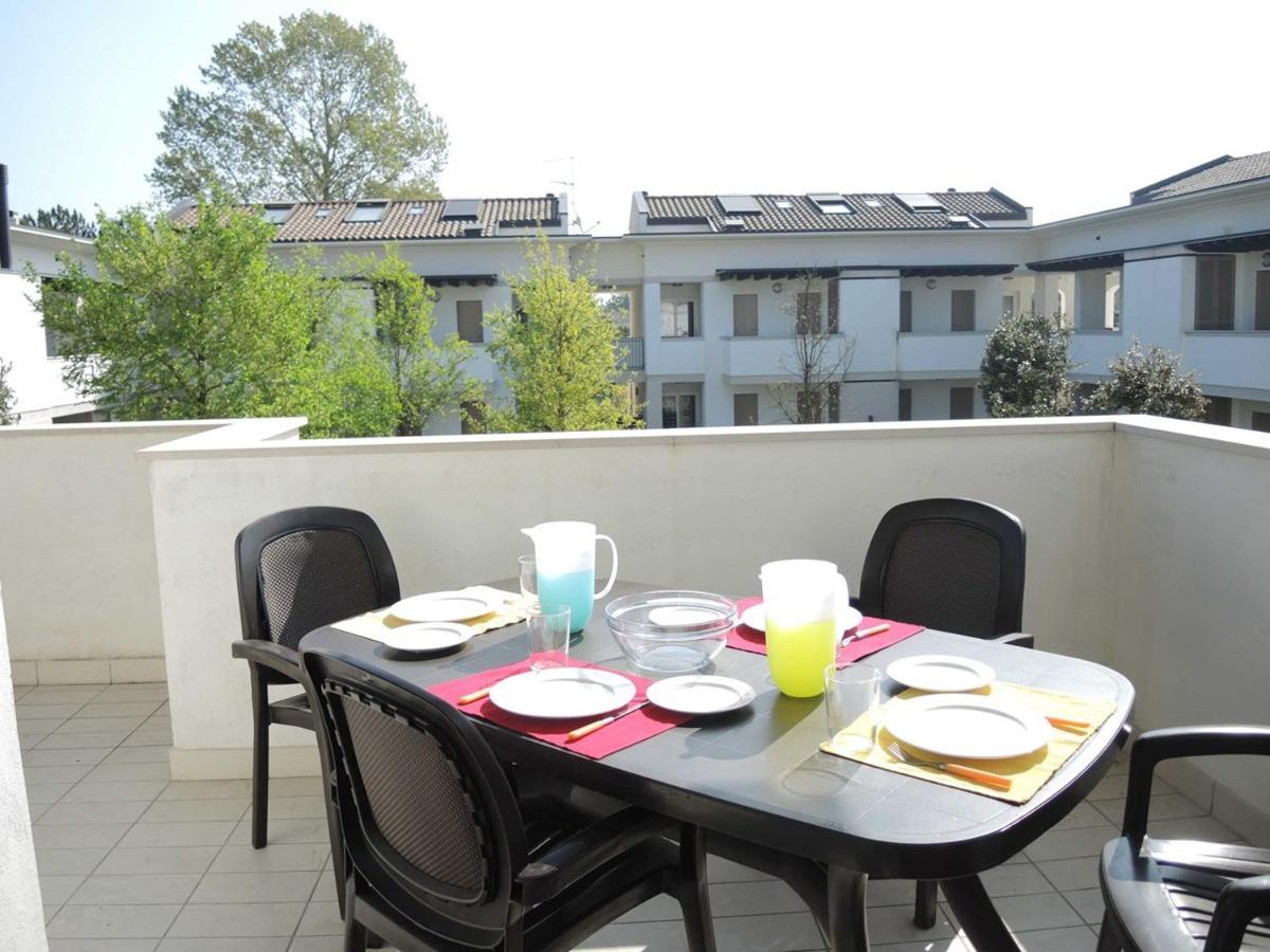 Apartment Comfortable Flat In A With Swimming Pool