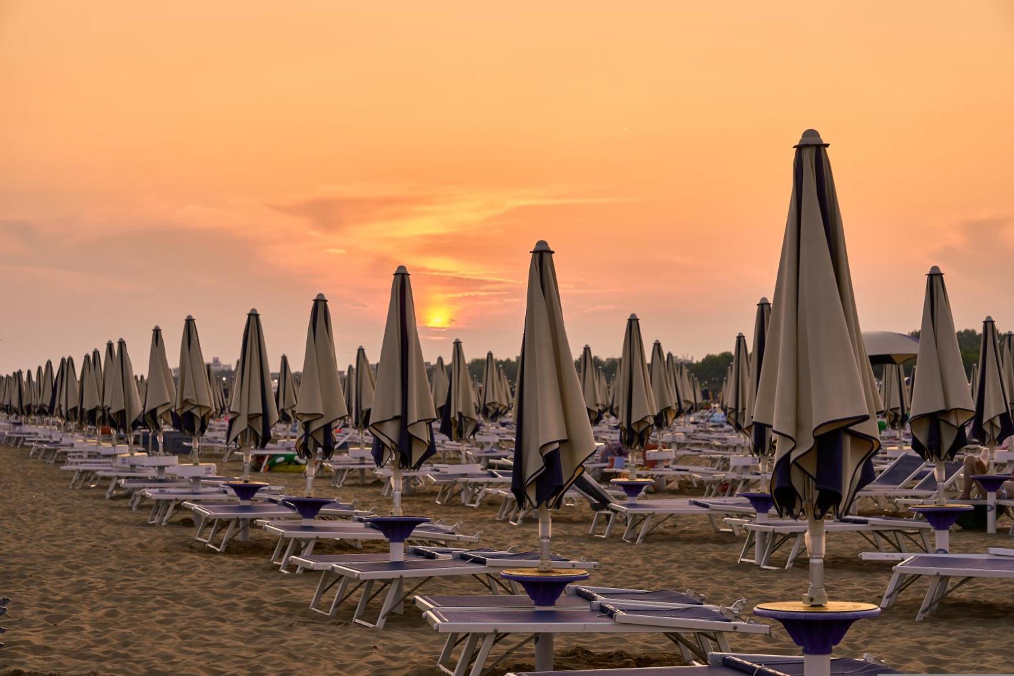 Comfortable Flat In A With Swimming Pool Apartment Bibione